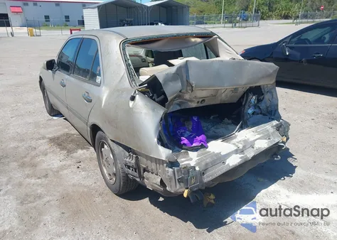 1997 Mercedes-Benz C 230 z USA, uszkodzony, nr VIN WDBHA23E8VA493428